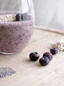 Oats with Chia Seeds & Blueberries