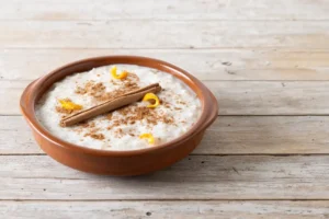 Rice Pudding with Almond Milk & Cinnamon