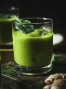 Smoothie with Lactose-Free Milk, Spinach & Pineapple