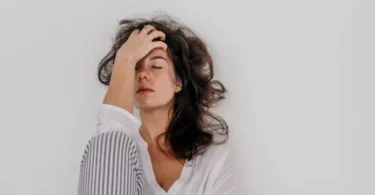 symptoms of low estrogen levels after menopause